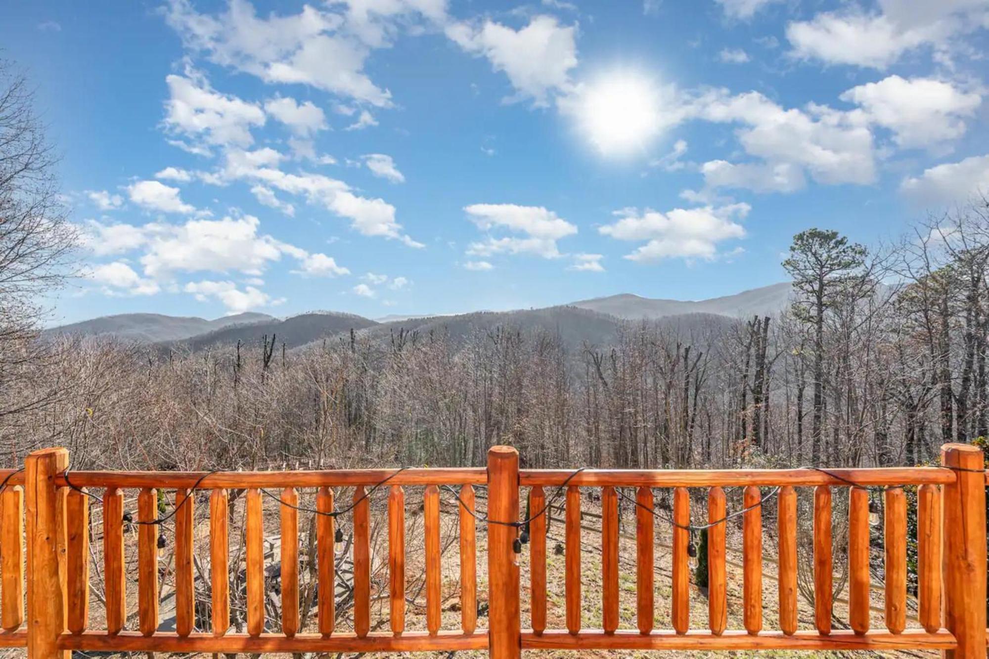 Enchanting Mountain Oasis Old Fort Exterior foto