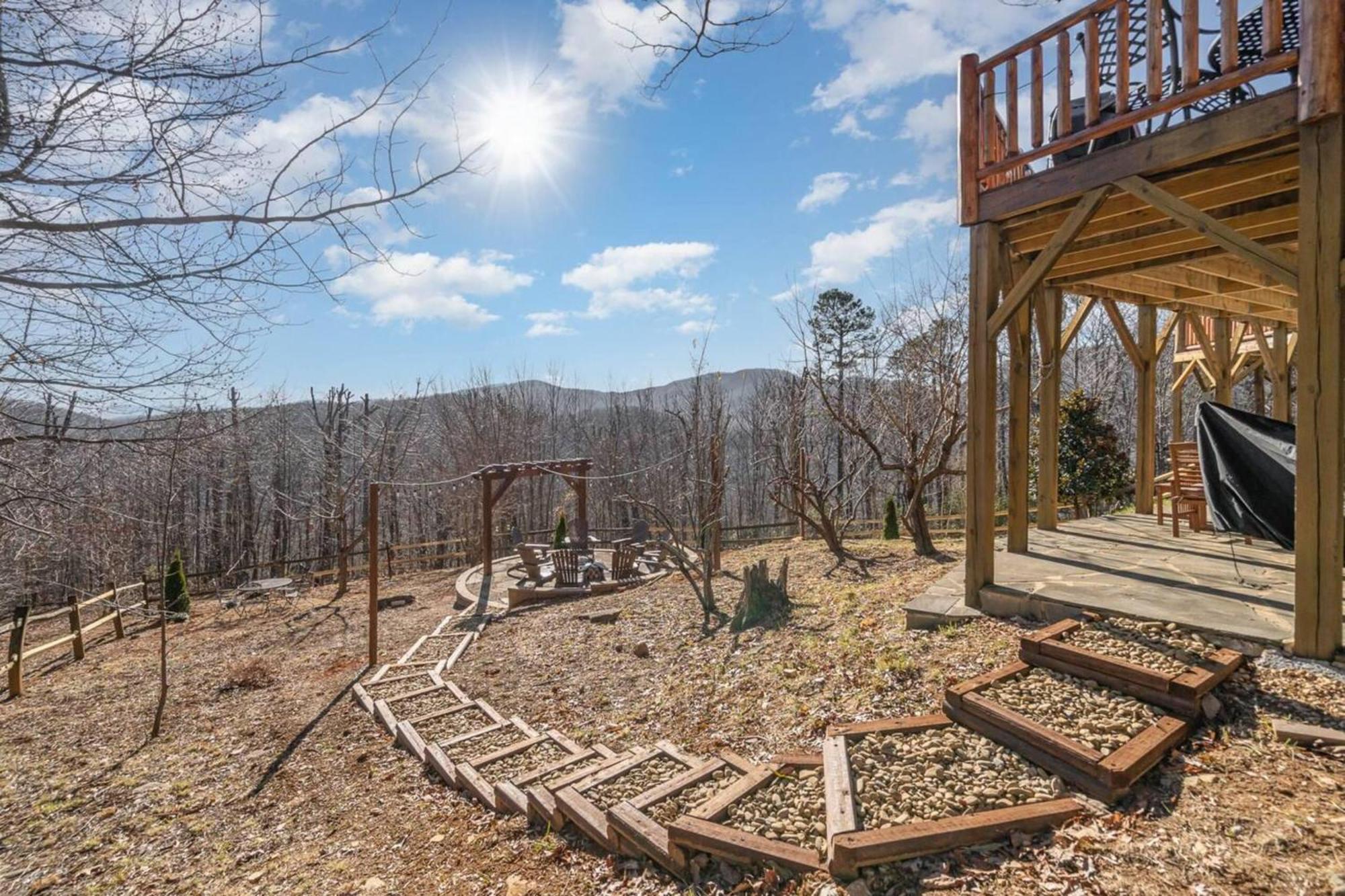 Enchanting Mountain Oasis Old Fort Exterior foto